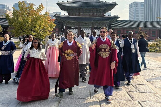 1 Day Private Full DMZ Tour in Seoul with Crystal Gondola - Gamaksan Chulleong Bridge: a light hike with the suspension-bridge thrill