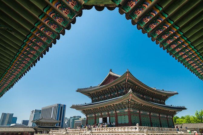 10day Small Group Discover Korea Tour : History, Food and Culture - Gyeongju after dark: tombs, Cheomseongdae, Wolji Pond nights, and Woljeonggyo views