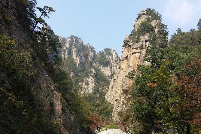 2-Day Hike through the Scenic Valleys of Mt. Seoraksan from Seoul - The Cheonbuldong Valley hike: granite walls and steady trail work