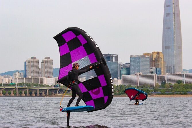 2-Hour Private Kayaking and Paddleboarding Experience in Hanriver - Shower included: a small detail that makes it a big win