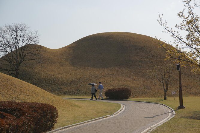 3-Days 2-Nights Gyeongju UNESCO Sites & Busan City [Private Tour from Seoul] - Gyeongju National Museum: the fastest way to understand a 1,000-year city