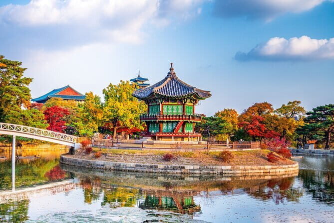 7 days Flexible Tour for Major Cities(Seoul,Busan,Gyeongju etc) - Seoul Day 2: Tower views, Bongeunsa calm, and the Han River at night