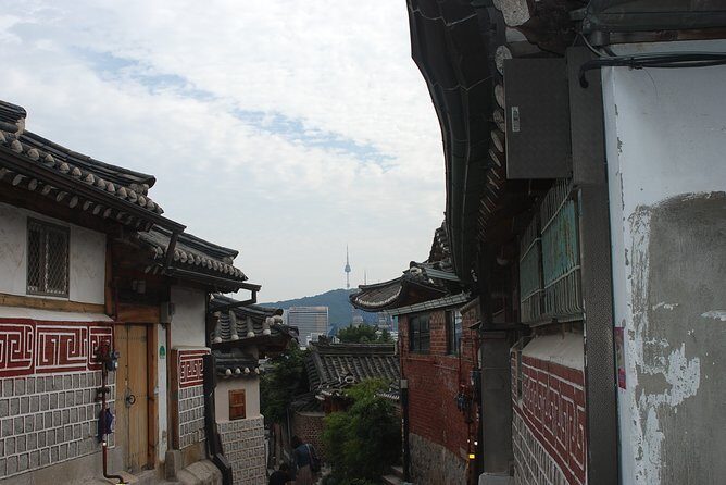 8 Hours Private tour with top attractions in Seoul - Myeongdong at the end: shopping, energy, and simple dinner planning