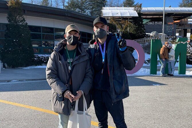 Best 2 Days Guided DMZ and Seoul City Tours from Seoul - Seoul Day 2: Jogyesa and Gyeongbokgung, then museums and markets