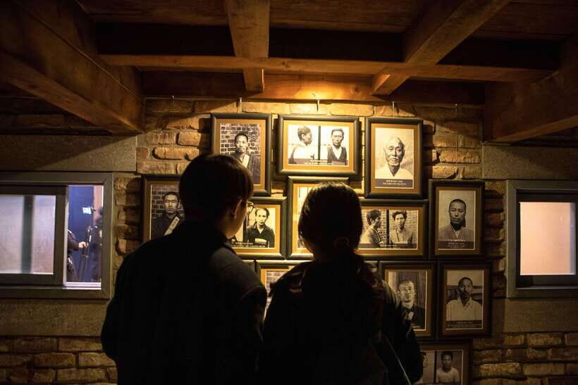 Blood & Tears: Korea Dark History Guided Walking Tour - Seodaemun Prison to Tapgol Park: what Package 1 actually shows you