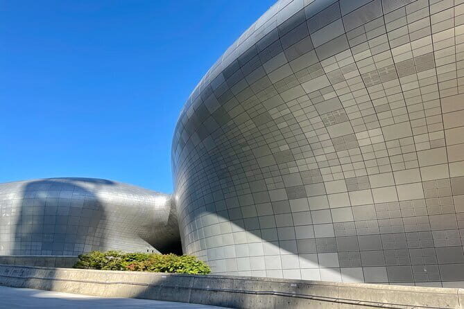 Contemporary & Retro Seoul Private Tour with Local Food Tasting - Key highlights you’ll actually use