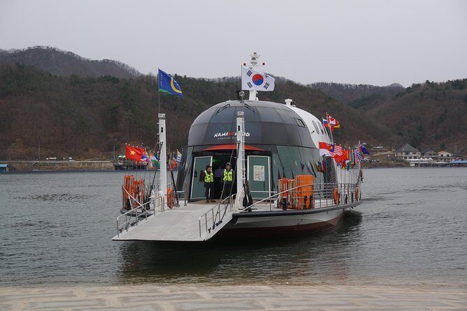 Customized Private Seoul tour: Palace, Market etc(Airport Option) - Myeongdong Shopping Street and Kwangjang Market: food you can actually plan for