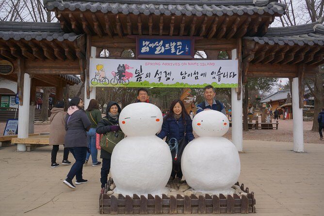 Customized Private Seoul tour: Palace, Market etc(Airport Option) - DMZ: the ticketed centerpiece and how to handle it
