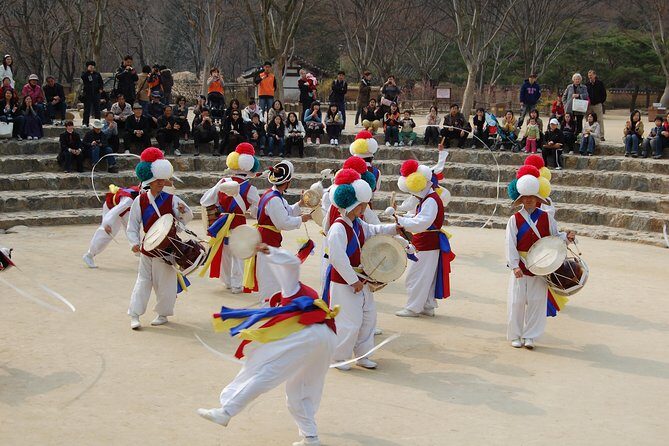 Day Trip to Yongin Daejanggeum and Korean Folk Village from Seoul - The Value of Included Time: Lunch in Yongin Without the Search