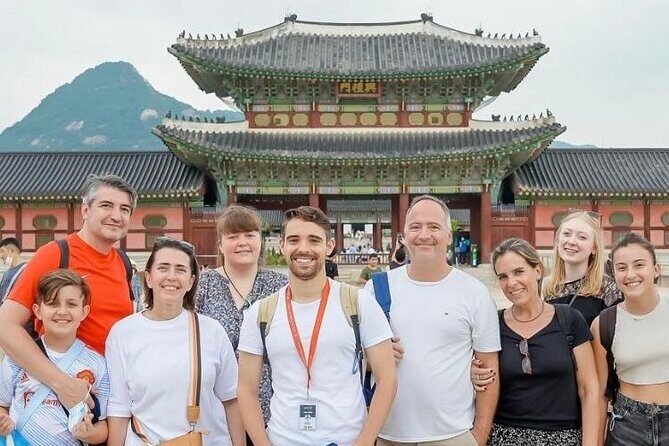 Discover Seoul: Local Life and History - Insadong’s hanok lanes: tea houses, craft shops, and snack-smart tips