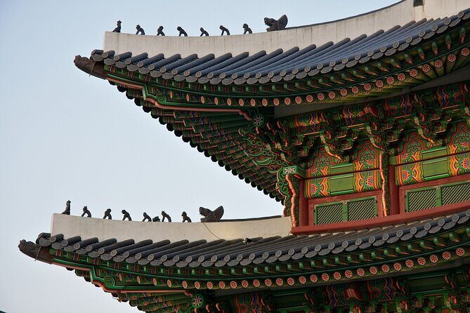 Discover Seoul: Local Life and History - Guide quality: when English clarity and local food tips matter most