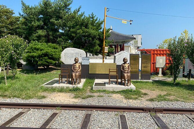 DMZ, Eunpyeong village and Jinkwansa Temple Private Tour - Eunpyeong Hanok Village: a calm reset with real atmosphere