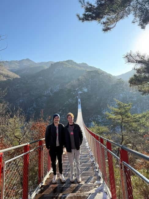 DMZ; NK Defector, 3rd Tunnel, Suspension Bridge,Hotel pickup - Suspension bridge add-ons: choose Red Bridge or Majang Lake