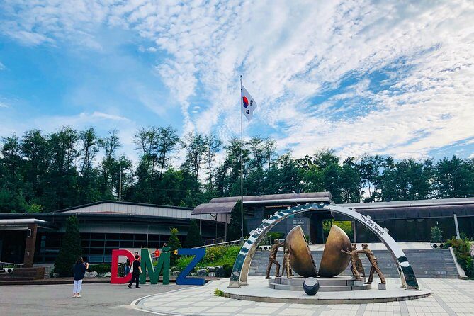 DMZ Tour: 3rd Tunnel, Option(Suspension Bridge, Boat) from Seoul - Peace Park and the end-of-day feeling