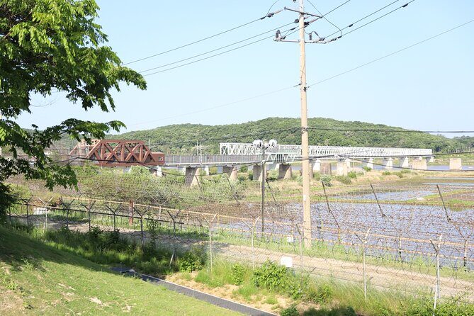 DMZ Tour from Seoul – Optional Suspension Bridge Experience - The guide experience: why names keep showing up
