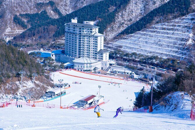Elysian Gangchon Winter Ski + Eobi Ice Valley Day Tour fr Seoul - Elysian Gangchon Ski Resort: A Strong Day For First-Timers