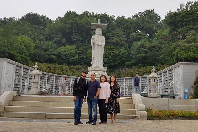 Essential Gangnam Tour (Incl. Dinner)-Hot Place of Seoul - Dinner with Korean food and traditional wine: the payoff at the end