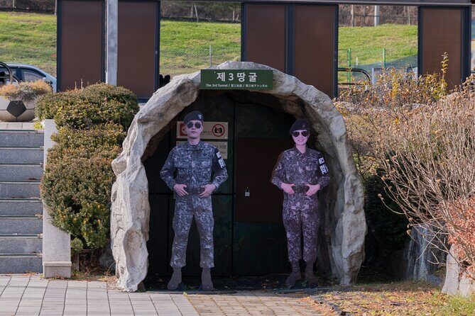 Exclusive Private DMZ Tour & War Memorial Hall or Suspension Bridge(No Shopping) - Gamaksan Chulleong Bridge Option: Views Plus a Real Coffee Stop