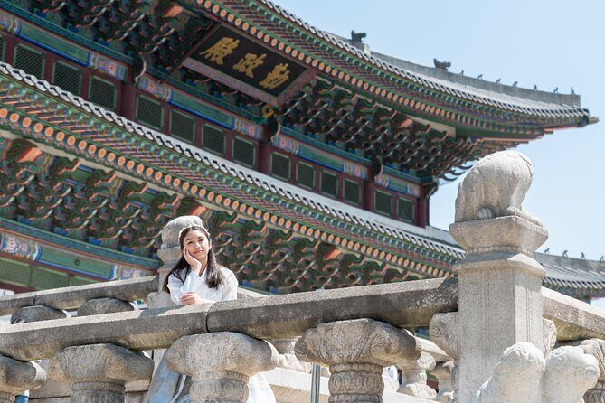 Flexible Private Van Tour in Seoul by Experts - The guides make or break it: Park, Andrew, and Thomas
