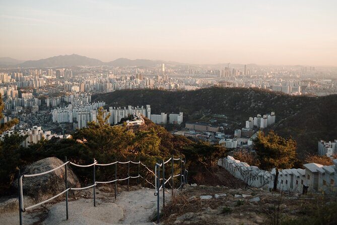 Fortress Night Hike & Snack at a Local Market - Lantern Alley Noodles and Dumplings: The Optional Dinner That Makes It a Full Meal