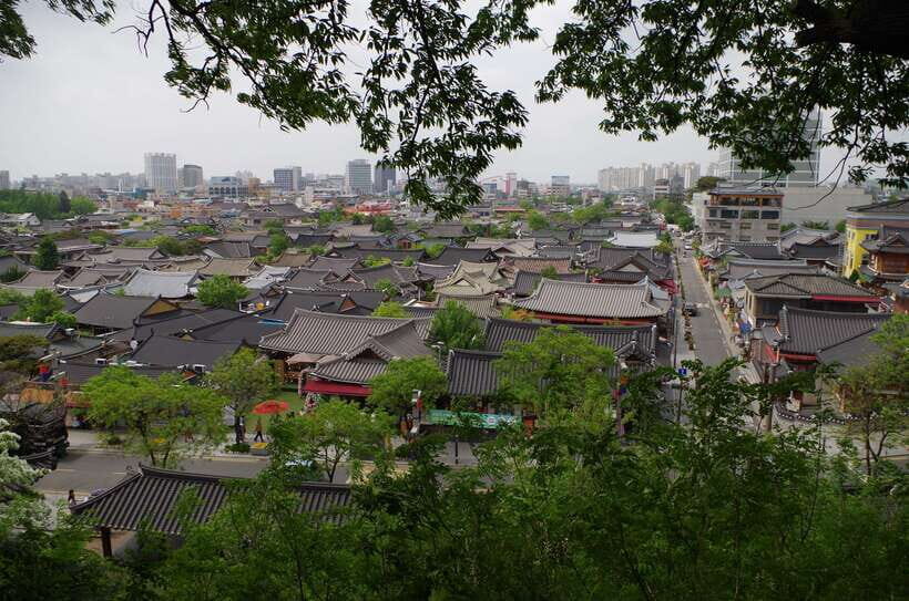 From Seoul: 5-Day Tour of Korea with UNESCO Sites - Day 1: Gongju Tomb and Fortress Views, Then Jeonju Hanok Nights