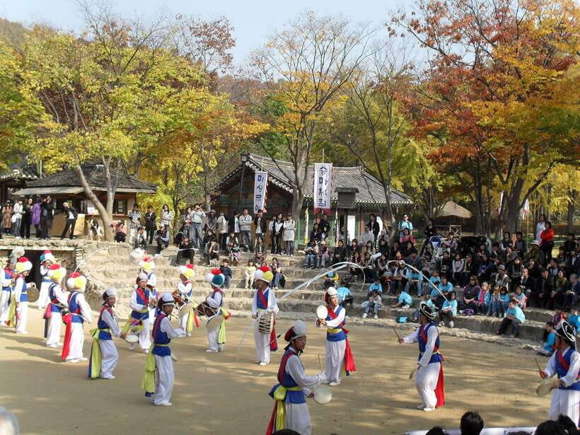 From Seoul: Suwon Hwaseong Fortress Tour - Hwaseong Haenggung Palace: Joseon royal life during wartime travel