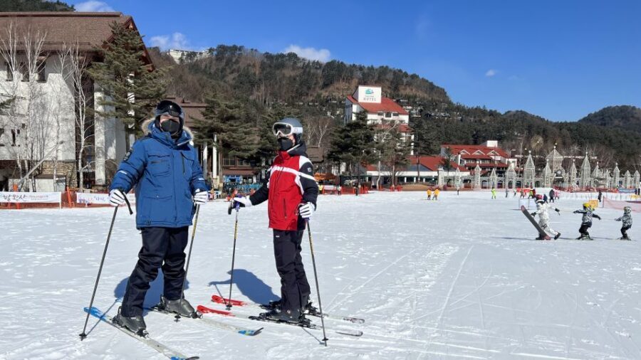 From Seoul: Yongpyong Ski Day Tour with Transportation - Lessons on the mountain: what “beginner” coaching looks like here