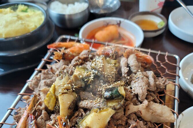 Full Day Private Seoul Tour for foodies - Bukchon Hanok Village: quick traditional houses, calmer pace