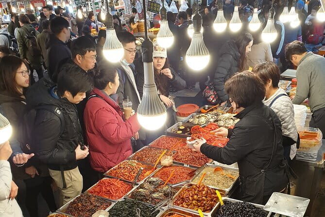 Getting a good feel of local Seoul through food (itseoulgood) - Kwangjang Market: Your Crash Course in Korean Snack Picking