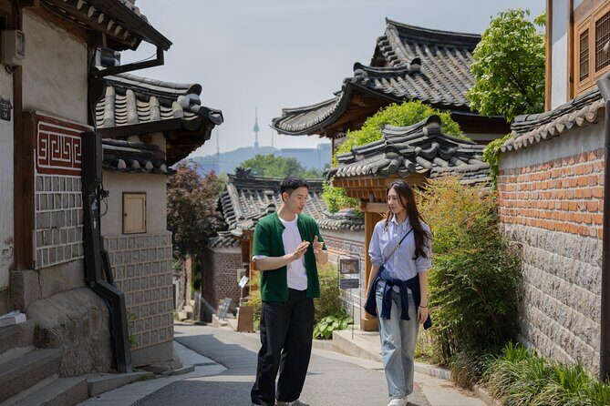 Gwanghwamun Tour l 120 minutes to Understand Local Korean Society - Who should book this tour, and who might want something else