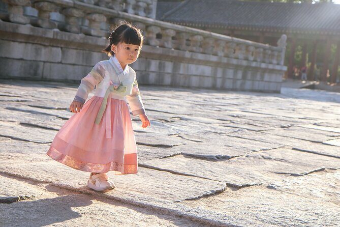 Gyeongbokgung palace family/group private photoshoot - Hanbok and Hair Styling: The 30 Minutes That Make the Whole Look