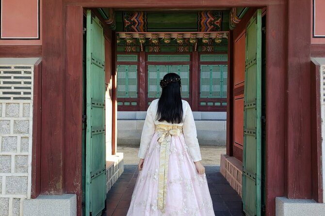 Gyeongbokgung Palace Hanbok Rental Experience in Seoul - Gyeongbokgung Palace in Hanbok: What Skip-the-Line Actually Does for You
