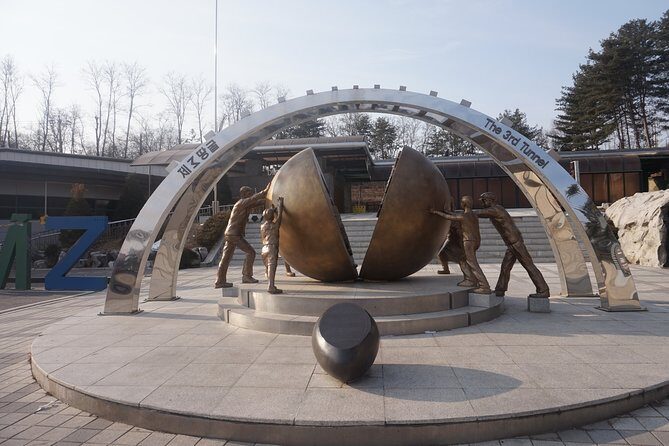 Half Day Korea DMZ Tour/ opt: suspension bridge - Dora Observatory and the 3rd Infiltration Tunnel: a workout with context