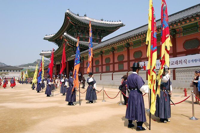 Half day Morning Seoul City Tour(Temple & Gyeongbok Palace) - National Folk Museum of Korea: Everyday Life Inside the Palace Grounds