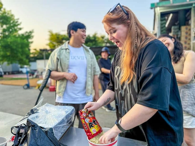 Han's River Picnic in Center of Seoul - Starting at Yeouinaru Station: a meetup point that keeps things easy