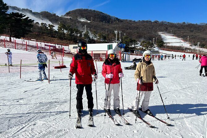 Jisan Ski Resort from Seoul by Shuttle(Opt Winter Skiing Package) - Gear, fees, and the lunch reality