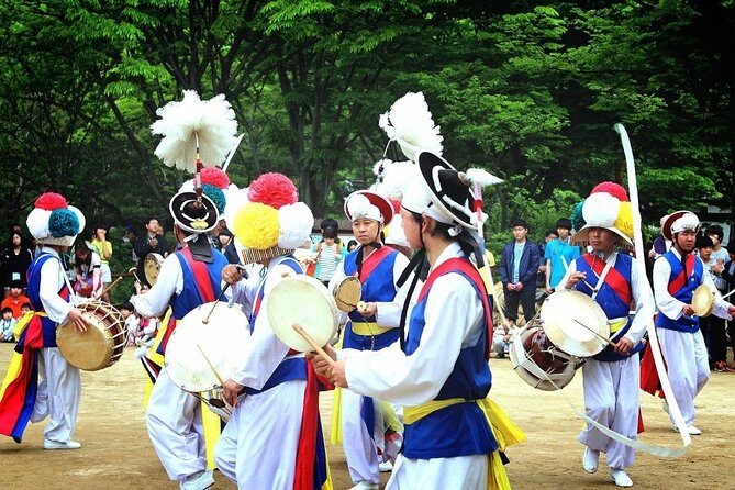 Korean Folk Village Half-day Guided Tour from Seoul - Korean Folk Village: Restored Joseon Homes and What You’ll Spot Inside