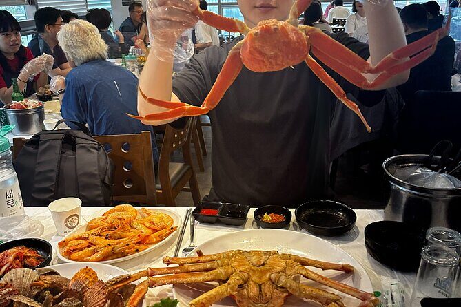Korean Market Adventure with Chef Yie - Noryangjin Fish market - Crab add-on: how to plan for the one cost that can change everything