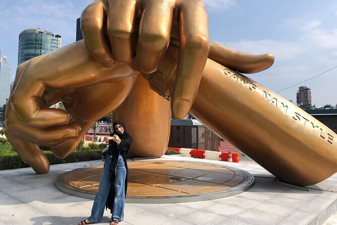 Lee’s Private 4-hour Customized Seoul Tour - Picking stops: palaces, markets, temples, and historic Seoul