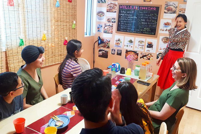 Local Home Korean Cooking Class & Market Adventure in Seoul - Hanjeongsik dinner: what the over-10-side-dish meal teaches you