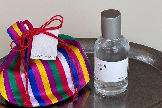 Make your K-scent perfume: Modern oneday class in Seoul - The da-gwa tea warm-up: a scent memory starter kit