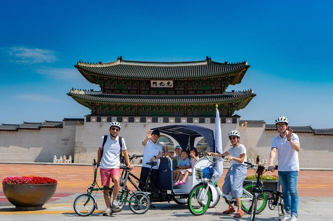 Morning Pedicab Heritage Tour - The Blue House segment: an extra edge to this morning loop