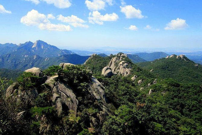 Mt.Bukhansan Hiking and Korean Sauna Tour with Sauna Scrub Service&Korean BBQ - Morning plan: pickup, drive, and choosing the right Mt. Bukhan route