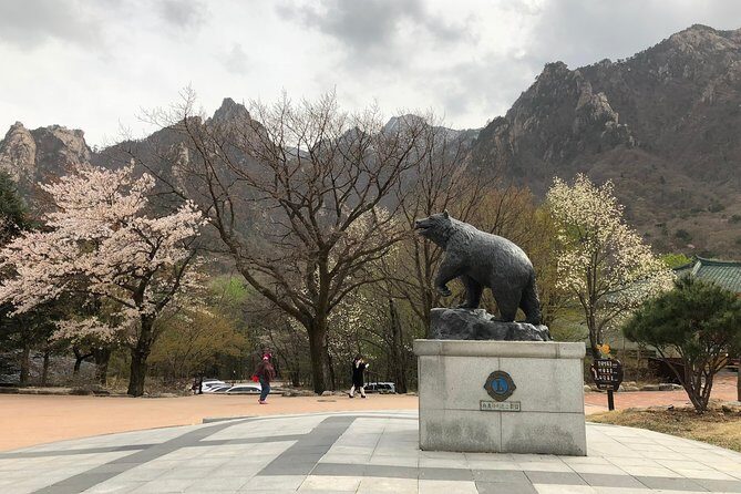 Mt. Seorak+Nami Island+Garden of Morning Calm Day Trip from Seoul - Nami Island by ferry: what you gain and what crowds can cost