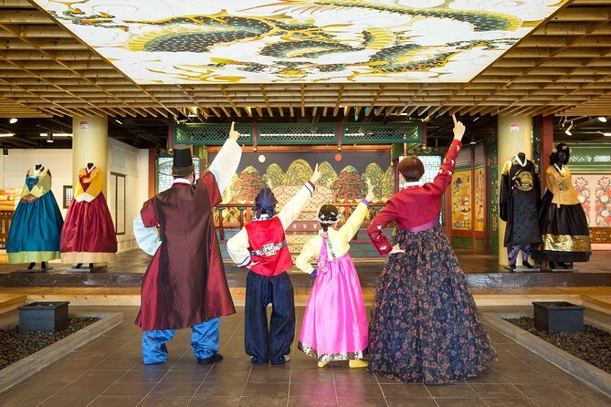N Seoul Tower Hanbok Rental - The Photographer Advantage: Why This Feels Worth It