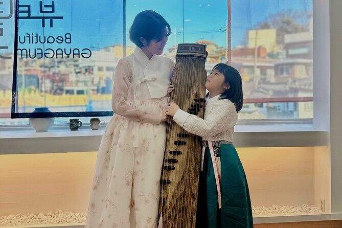 Play Gayageum in Hanbok Cultural Experience in Bukchon - Entering the Bukchon setting with hanbok and a real instrument