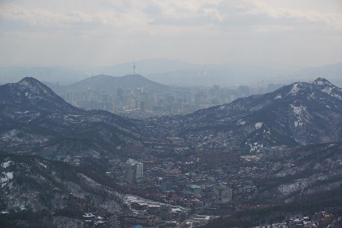 Private Bukhansan Hiking Tour (More Members Less Cost per Person) - What to wear and bring for a moderate hiking day