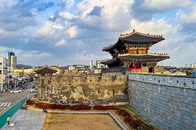 Private Day Trip to Korean Folk Village and Hwaseong Fortress - Banghwasuryujeong Pavilion (Dongbukgakru): views, nature, and a calm reset