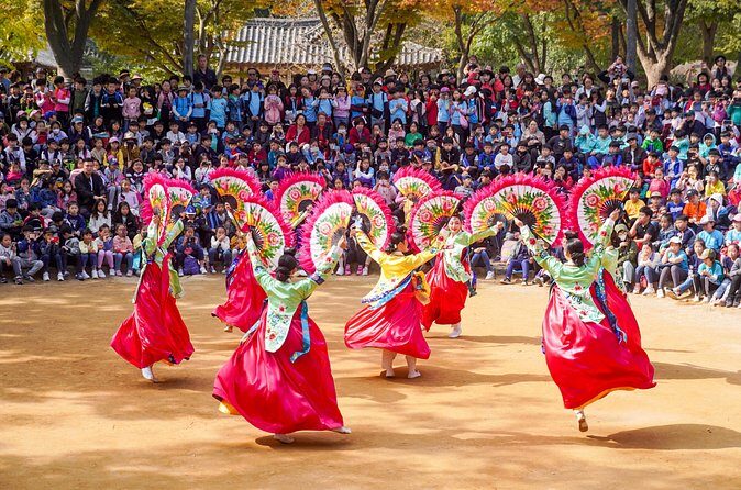 Private Day Trip to Korean Folk Village and Hwaseong Fortress - Price and value: what $210 per person really buys