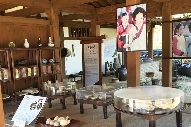 Private day trip to Korean Folk Village & Dae Jang Geum Park - How the guide makes or breaks the day
